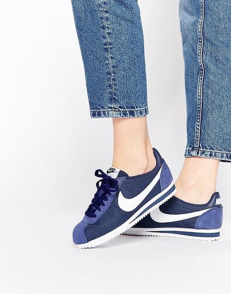 Nike | Zapatillas de deporte clásicas en azul Loyal Cortez de Nike en ASOS Nike Cortez Blue, Nike Cortez Outfit, Red Sole Shoes, Classic Cortez, Work Shoes Women, Baskets Nike, Nike Shoes Cheap, Lace Sneakers, Cheap Nikes