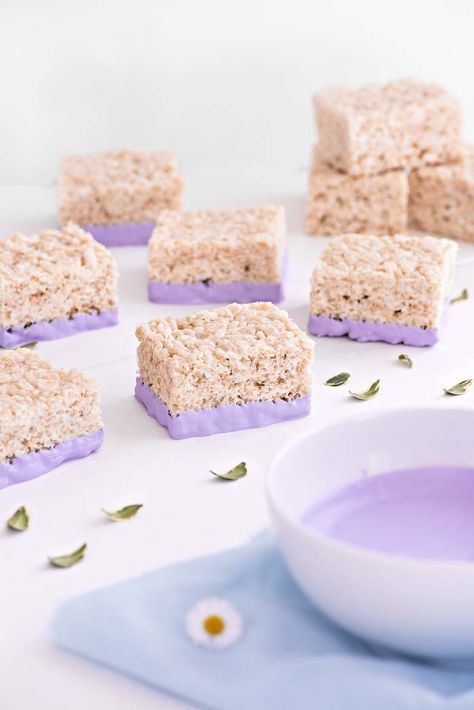 Krispy Treats Recipe, Purple Dessert Tables, Lavender Rice, Lavender Dessert, Purple Desserts, Lila Party, Chocolate Chip Waffles, Lavender Baby Showers, Purple Food