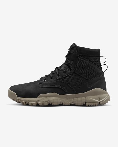 Nike Sfb Boots, Nike Boots Mens, Sneaker Boots Mens, Nike Acg Boots, Best Soccer Shoes, Nike Sfb, Timberland Boots Outfit, Boots Outfit Men, Timberland Boots Mens