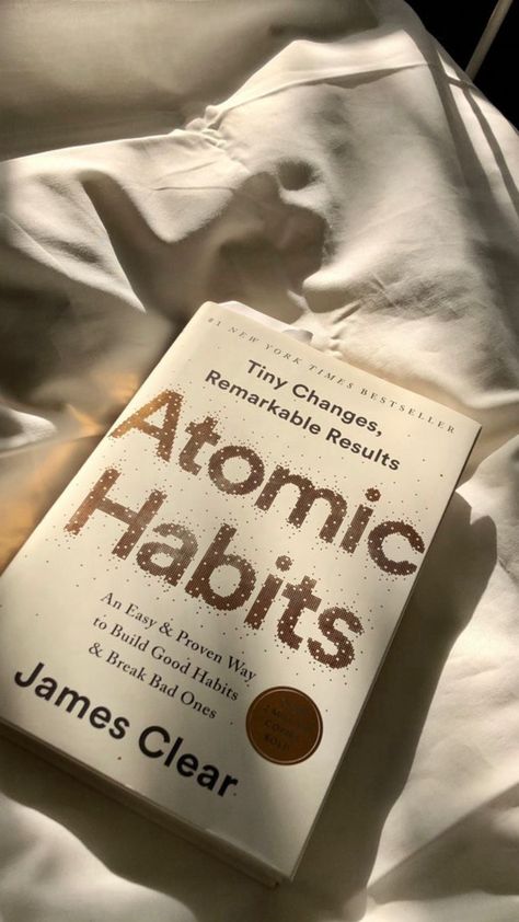 Build Good Habits, James Clear, Atomic Habits, Break Bad Habits, Positive Habits, Easy Reading, 7 Habits, Self Help Books, Reading Journal