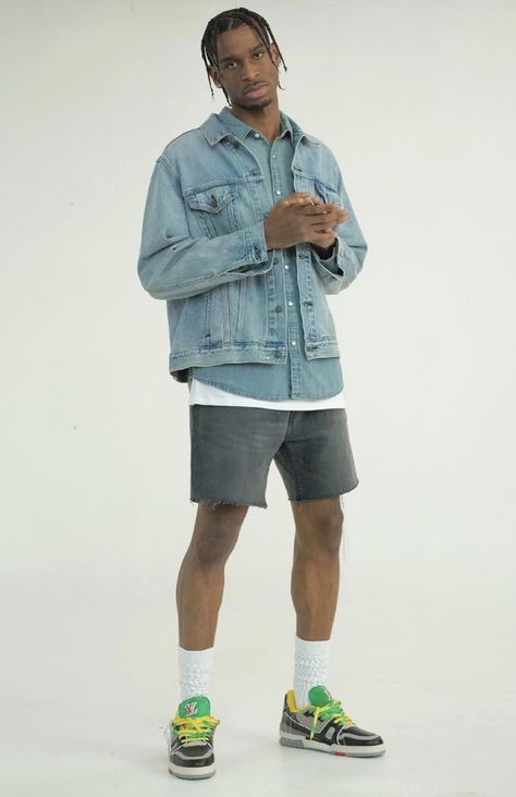 Shai Gilgeous Alexander, Khaki Shorts Men, Nba Fashion, Dope Fits, Baggy Clothes, Hip Hop Outfits, African Men Fashion, Fit Ideas, Streetwear Men Outfits