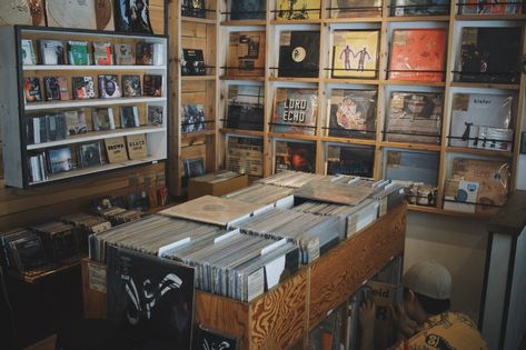 Cd Shop, Trip To Tokyo, Vinyl Record Store, Vinyl Shop, Big Speakers, Vinyl Store, Old Pianos, Record Stores, Traveling Alone