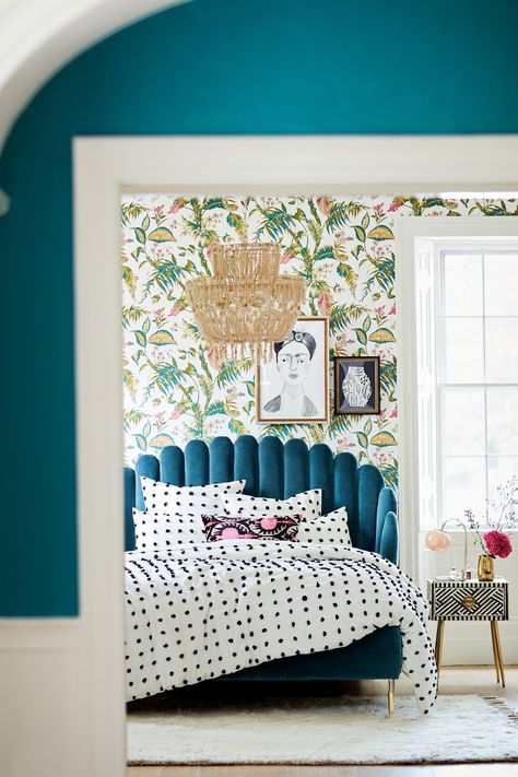 Gardens Wallpaper, Beach Bedding Sets, Anthropologie Home, Eclectic Interior, Blue Bedroom, Beautiful Bedrooms, Luxurious Bedrooms, Luxury Bedding, Guest Bedroom