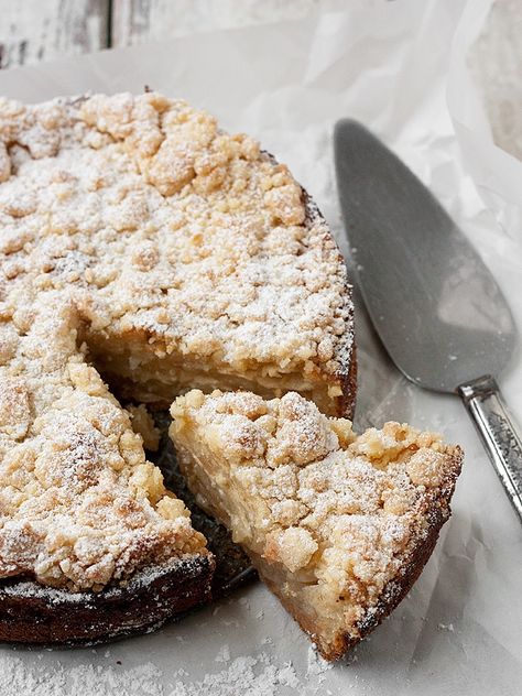 Apple Crumble Cake, Apple Crumb Cakes, Cake Brownie, Apple Crumble Recipe, Apple Crumb, Cake Delicious, Crumble Cake, Crumble Recipe, Crumb Cake