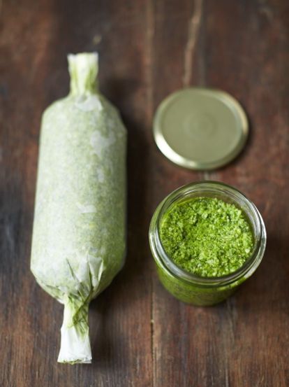 Super-quick batch pesto | Cheese recipes | Jamie Oliver recipes Jamie Oliver Pesto, Batch Cooking Freezer, Batch Cooking Recipes, Pesto Cheese, Freezer Friendly Meals, Healthy Lifestyles, Jamie Oliver Recipes, How To Make Pesto, Pesto Recipe