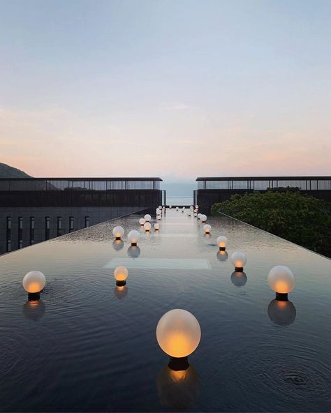 Floating Architecture, Pond Lights, Pool Lights, Reflecting Pool, Japanese Landscape, Luxury Pool, Resort Villa, Swimming Pool Designs, Outdoor Sculpture