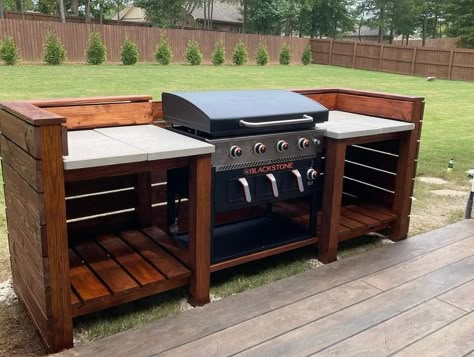 Hosting Backyard, Backyard Kitchens, Outdoor Kitchen Design Layout Grill Area, Concrete Countertops Outdoor, Concrete Countertops White, Outdoor Grill Station, Outdoor Bbq Grill, Kitchen Design Layout, Grill Table