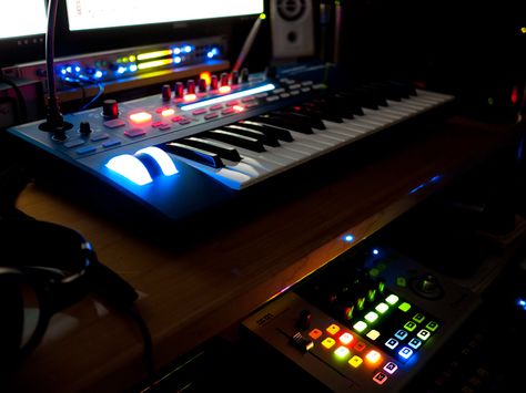 Novation Ultranova, synth, keyboard, ultranova Midi Keyboard Aesthetic, Synth Keyboard, Keyboard Aesthetic, Synthesizer Music, Producer Studio, Midi Controllers, Production Music, Audio Production, Music Studios