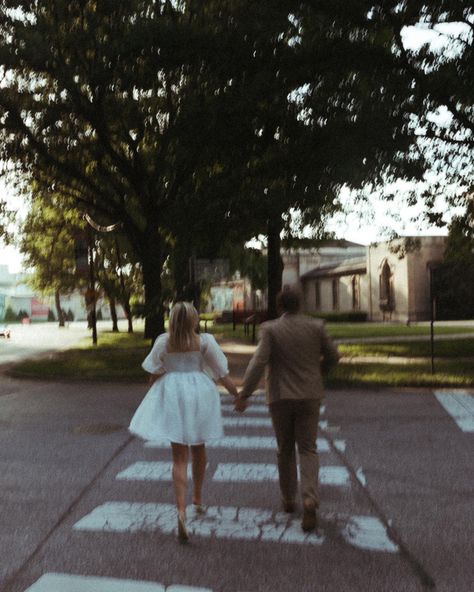 A couple holding hands crossed the street Retro Engagement Shoot, Edgy Engagement Photos, Plus Size Couple Photoshoot, November Photoshoot, Vintage Engagement Shoot, Retro Engagement Photos, Couples City, Vintage Engagement Photos, Portfolio Shoot