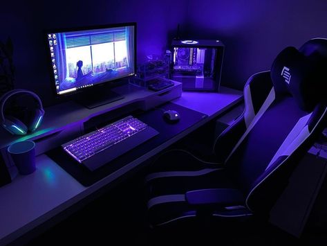 Gaming Pc Aesthetic Black, Purple Gaming Room, Gaming Boyfriend, Gaming Computer Setup, Gamer Setup, Gamer Room Decor, Pc Gaming Setup, Gaming Setups, Pc Setups