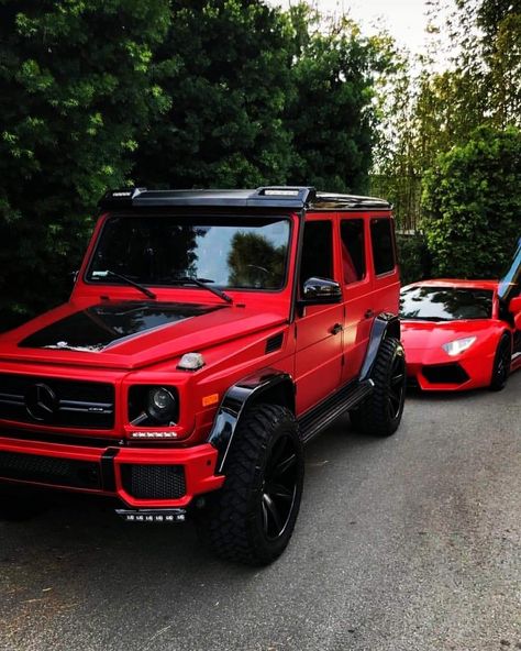 🔴Red and ⚫black! Bentley Auto, Mercedes G500, Mercedes Auto, Benz Truck, Red Cars, Mercedes G Wagon, Audi R8 V10, Top Luxury Cars, Future Cars