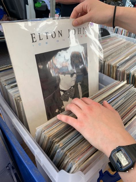 Elton John Vinyl, Elton John Aesthetic Wallpaper, Elton John Aesthetic, John Aesthetic, Goodbye Yellow Brick Road, Crocodile Rock, Slow Sunday, Vinyl Aesthetic, Childhood Memories 90s