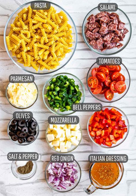 Pasta Salad That Keeps Well, Superbowl Pasta Salad, Pasta Salad Work Lunch, Barilla Pasta Salad Recipes, Super Bowl Pasta Salad, Italian Pasta Salad With Lettuce, Fusilli Pasta Salad Recipes, Big Batch Pasta Salad, How To Make Pasta Salad Easy