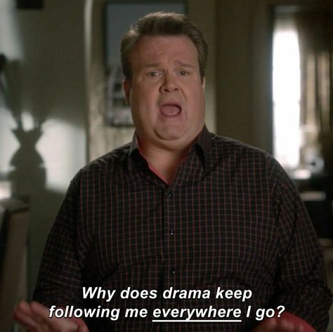 Funny Modern Family, Cameron Tucker, Sitcoms Quotes, Modern Family Funny, Funniest Quotes, Modern Family Quotes, Everywhere I Go, Bonnie Bennett, I Love Cinema