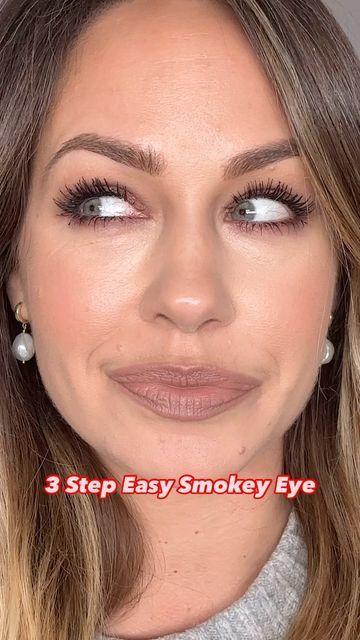 Daytime Smokey Eye, Easy Smokey Eye, Smokey Eye Easy, Smokey Eye Makeup Look, Minimalist Makeup, Smokey Eye Tutorial, Smokey Eye For Brown Eyes, Hooded Eye Makeup, How To Apply Eyeshadow