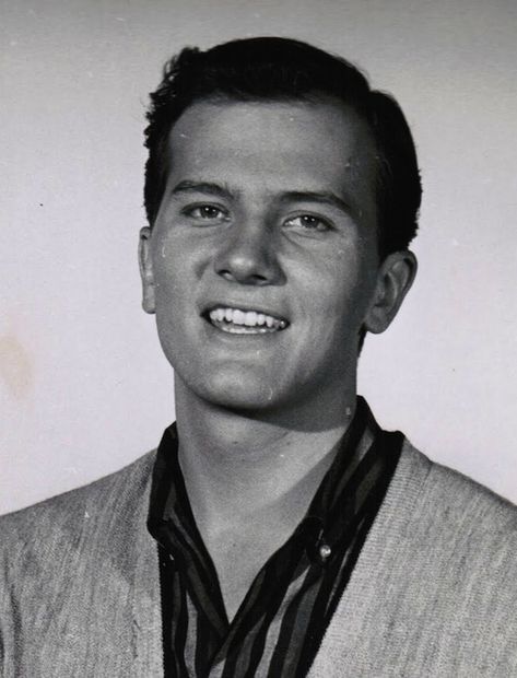 Classic Celebrity Recipes: Pat Boone's Cowboy Cookies; Veal Supreme 60's Music, Pat Boone, Celebrity Recipes, 60s Music, Music Clips, Beautiful Music, Music History, Music Star, Famous Faces