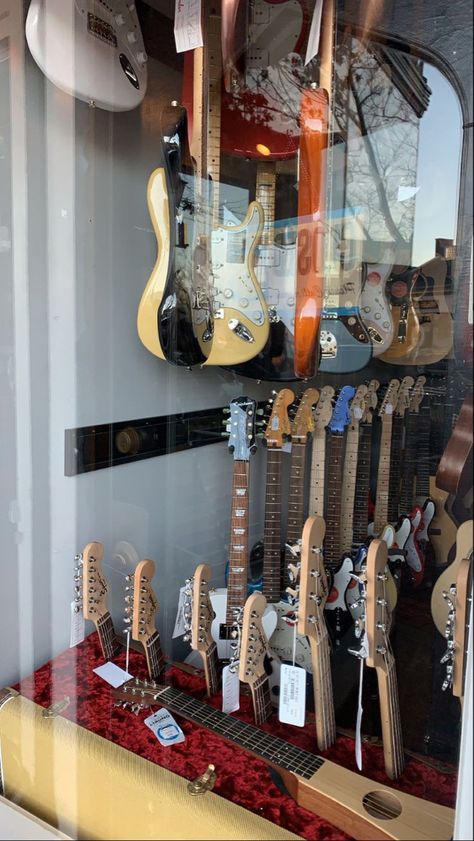 Guitar Shop Aesthetic, Guitar Asthetic, Stephanie Archer, Behind The Net, Fantasy Future, Aesthetic Guitar, Home Music Rooms, Guitar Store, Music Nerd