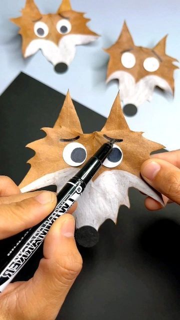 paper crafts creator on Instagram: "Pick up a sycamore leaf and make a simple and interesting little fox, which can change various expressions #handmade #diy #kindergarten #handmade #parentchild #Autumnfallenleaves #handmade #creative paper craft ideas" Fox Crafts For Kids, Sycamore Leaf, Fathersday Crafts, Fox Crafts, Conversation Skills, Paper Craft Ideas, Fox Face, Kids Projects, Kids Crafts