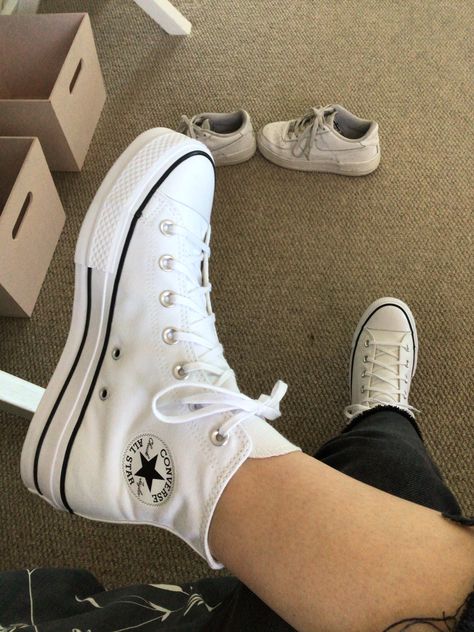 White Chunky Converse, Converse Wedges, Adidas Superstar Slip On, Converse Platforms, White Platform Converse, High Top Converse Outfits, White Converse Outfits, Cc Shoes, Jeweled Shoes