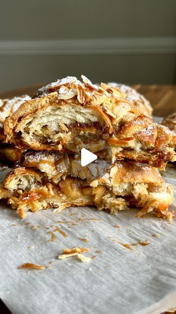 Kiley O'Donnell on Instagram: "APPLE PIE ALMOND CROISSANTS

The epitome of fall 🍂 Recipe below OR comment ‘APPLE’ to get the recipe sent to you 🤎 

#Recipe Details (4 large, 8 mini):
- 4 large or 8 mini croissants, 1 or 2 days old
- Powdered sugar
- Sliced almonds
Apple Pie Filling:
- 2 large apples of choice, peeled & cut into 1” pieces (I used Granny Smith)
- 2 tbsp salted butter
- 2 tbsp brown sugar
- 2 tbsp maple syrup
- 1/2 tsp cinnamon
- 1/2 tsp apple pie spice
Almond Filling:
- 10 tbsp salted butter, softened
- 2 eggs
- 2 cups almond flour
- 1 cup granulated sugar 
- 3 tsp almond extract
- 2 tsp vanilla extract
- 1/2 tsp salt
Simple Syrup:
- 1 cup sugar
- 1/2 cup water

*Salted caramel recipe is on my website through the link in my bio

Instructions:
Preheat the oven to 330F. Line Apple Pie Almond Croissants, Well Made By Kylie Recipes, Apple Breakfast Pastry, Fall Croissant Recipes, Apple Pie Croissant, Fall Breakfast Pastries, Apple Croissants, Apple Croissant, Salted Caramel Recipe