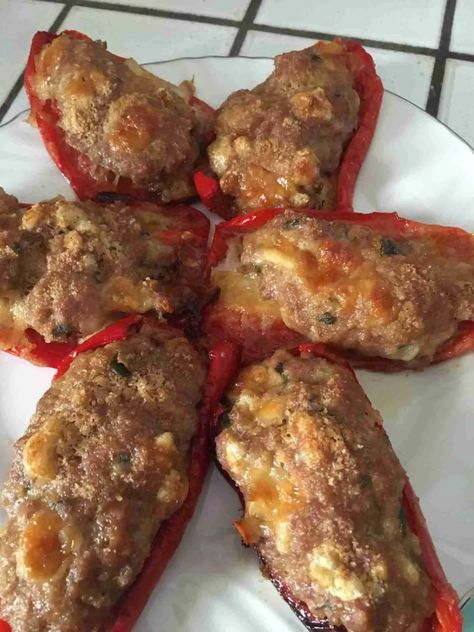 Italian Sweet Peppers Recipes, Stuffed Italian Peppers, Stuffed Long Hots Recipe, Italian Apps, Unstuffed Peppers, Italian Dinners, Italian Stuffed Peppers, Authentic Italian Recipes, Baked Peppers