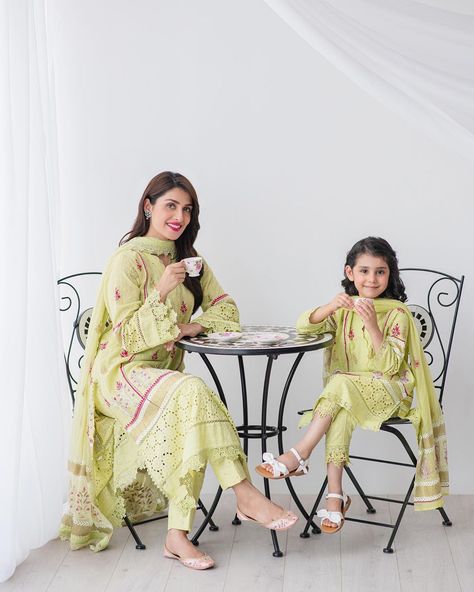 Ayeza Khan Beautiful Photoshoot with Mother and Children Mother And Daughter Dresses Indian, Mother And Daughter Same Dress, Ayeza Khan Wedding, Pakistani Kids Dresses, Saboor Ali, Mommy Daughter Dresses, Mom Daughter Matching Dresses, Mom And Baby Dresses, Danish Taimoor