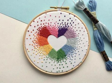 Embroidery French Knot, French Knots Embroidery, Knots Embroidery, French Knot Stitch, French Knot Embroidery, Embroidery On Paper, Embroidery Hearts, Knots Tutorial, Raised Embroidery