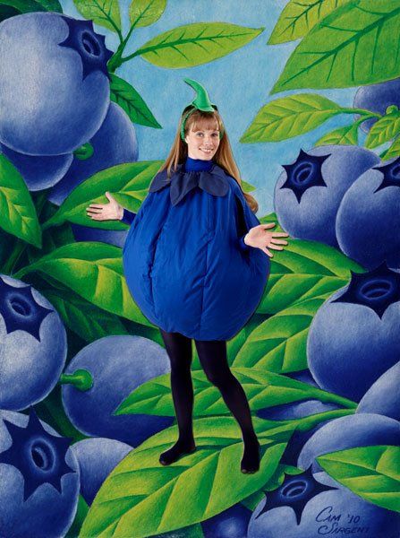 Blueberry Costume Diy, Blueberry Costume, Fruit Halloween Costumes, Vegetable Costumes, Fruit Costumes, Purim Costumes, Kiss Costume, Carnaval Costume, Halloween Fruit