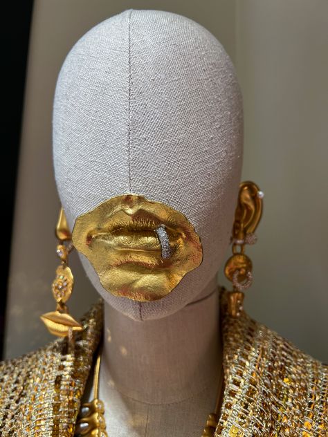 Designer fashion , luxury , accessories , surrealism , surreal , schiaparelli , harrods , luxury shopping , lips , earrings , gold jewellery , unique style , art , design , fashion design Gold Schiaparelli, Elsa Schiaparelli 1930s Surrealism, Gold Surrealism, Scaparelli Jewelry, Schiaparelli Earrings, Elsa Schiaparelli Surrealism, Schiaparelli Jewelry, Surreal Fashion, Surrealism Fashion