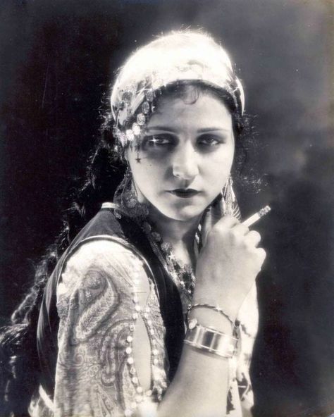 Jewish Women's Archive | Ruby Myers, later known as Sulochana, was an Indian actress from the Baghdadi Jewish community. She was one of the highest-paid actresses... | Instagram Jewish Women, Indian Goddess, Silent Movie, Golden Star, Silent Film, Stage Name, Bollywood Stars, Its My Birthday, Film Movie