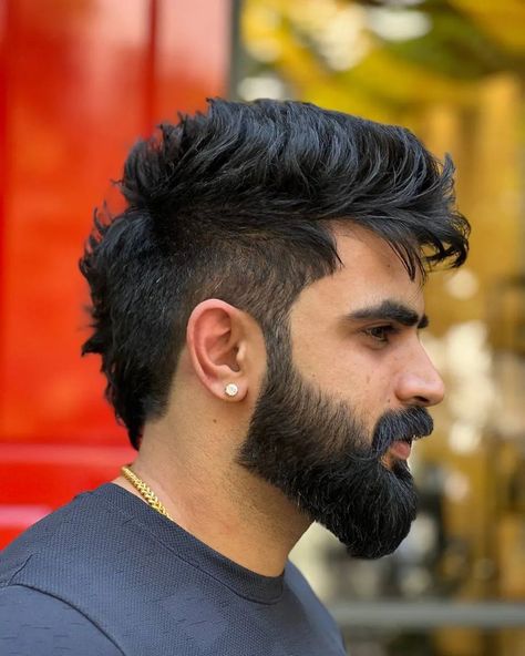 Medium Length Hair Men Undercut, Men Undercut, Beard Art, Beard Shapes, Mens Hairstyles With Beard, Crop Haircut, Undercut Men, Medium Length Hair Men, Men Haircut Styles