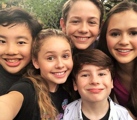 Coop And Cami, Olivia Sanabia, Ruby Rose Turner, Nadia Turner, Just Add Magic, Cute Family Photos, Disney Version, Disney Channel Shows, Cute Family