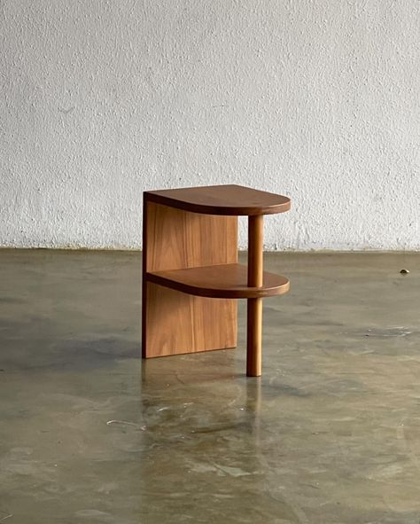 A simple cantilevered shelf in solid teak. Made to order. Recycle Furniture, Furniture Flip, Victorian Furniture, Speaker Stands, Recycled Furniture, Flipping Furniture, Wood Work, School Projects, Carpentry