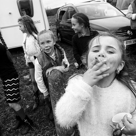 🚬 #jamiejohnson #irishtravellers Jamie Johnson, Vintage Friends, Best Friend Photography, Kids Mood, Vintage Icons, Photo Story, Some Girls, Dark Photography, Cover Pics