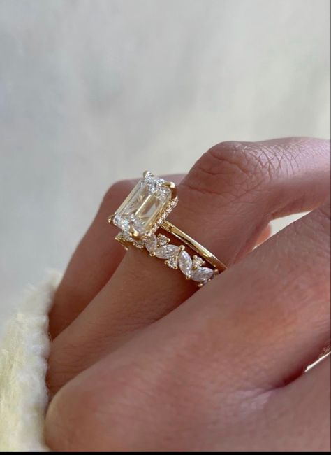 3 Karat Ring Engagement Emerald, East West Ring Stack, 6ct Engagement Ring, Old Money Wedding Ring Aesthetic, Engagement Rings Gold Rectangle, Radiant Cut Yellow Gold Engagement Ring, Wedding Aesthetic Rings, Radiant Engagement Ring With Wedding Band, Mixed Metals Engagement Ring