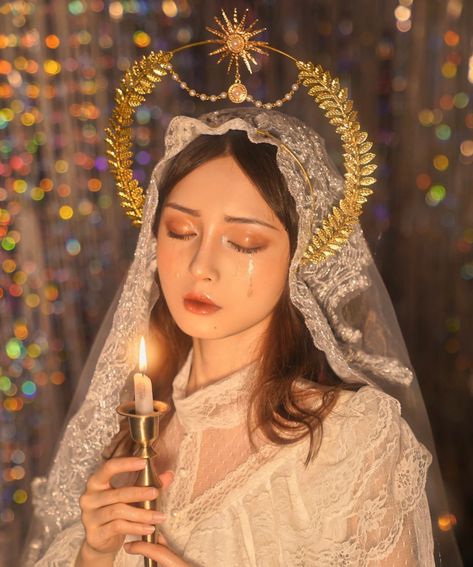 Lolita Metal Halo Crown Mary Goddess Headband Women Halloween Cosplay Costume Headpiece - AliExpress Virgin Mary Inspired Photoshoot, Mary Jesus Mother Costume, The Virgin Mary Costume, Saint Makeup Look, Virgin Mary Cosplay, Catholic Inspired Fashion, Virgin Mary Photoshoot, Mother Mary Makeup, Saint Costume For Women