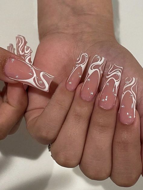 Usa Nails, Makeup Nails Designs, Tapered Square Nails, Long Acrylic Nail Designs, Square Nail Designs, Lines On Nails, Dope Nail Designs, Fall Acrylic Nails, Striped Nails