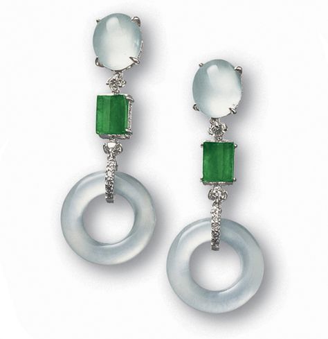 Jade Jewelry Design, Jade Accessories, Gold Ball Chain, Stone Bead Jewelry, Jade Earrings, Ancient Jewelry, Jade Ring, Be The One, Jade Jewelry