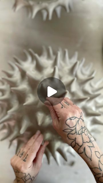 Heather Knight on Instagram: "I made some large stoneware pieces for a client a few weeks ago. I had to change clay bodies, my supplier didn't have the same stoneware I used last time and I was super nervous through the entire process. It ended up working out brilliantly, this clay has sand in it, which not only gave it strength when I was working with it, but also brought the shrinkage rate down - which I was not expecting at all - so they are larger than anticipated. The surface of the finished work is subtly gritty and rough and a beautiful shade of white. I feel like it has so many possibilities.  I have been experimenting with new clays as I explore new work and it's been a revelation. The shift in materials is helping me to develop this new direction, and it's so fun to kind of let g Pottery Sculpture Ideas, How To Make Porcelain, Ceramic Mural, Clay Coral, Heather Knight, Clay Bodies, Sculptures Céramiques, Pottery Videos, Surface Decoration