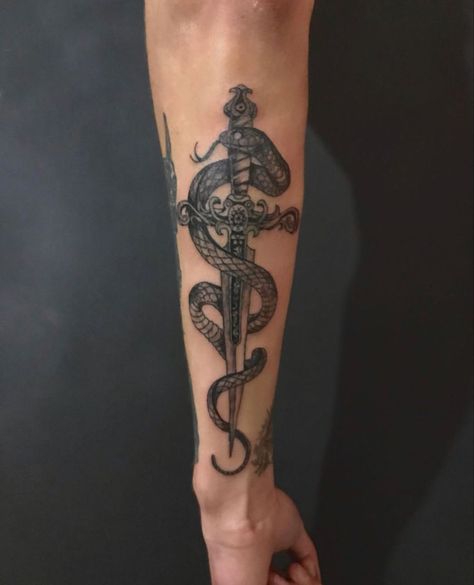 Snake And Dagger Tattoo, Snake Tattoo Meaning, 30 Tattoo, Cobra Tattoo, Surreal Tattoo, Cool Arm Tattoos, Snake Tattoo Design, Tattoo Inspiration Men, Half Sleeve Tattoos For Guys