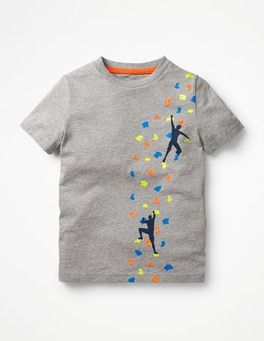 Sporty Graphic T-shirt Boden Boden Uk, Kids Graphic Tees, Boys Clothes, Tee Outfit, Boys Top, Boy Outfits, Graphic T Shirt, Knitwear, Graphic Tshirt