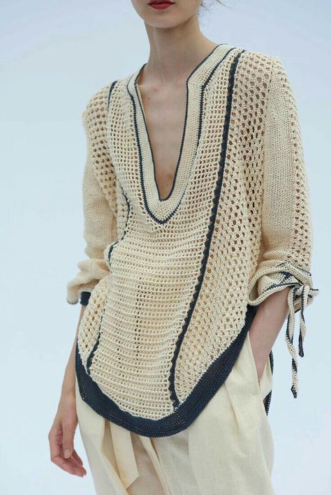 Crochet Summer Tops, Crochet Fashion Patterns, Crochet Summer, Knitwear Fashion, Crochet Woman, Summer Knitting, Knitwear Design, Knit Outfit, Knit Fashion