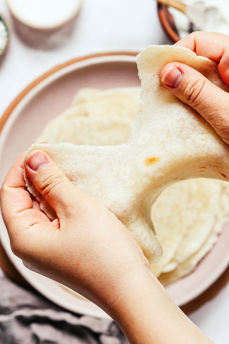 Cassava Flour Pasta, Cassava Flour Sourdough Bread, Cassava Flour Naan, Casava Flour Tortillas, Cassava Tortilla Recipe, Tapioca Flour Tortillas, Aip Tortillas, Cassava Flour Bread, Cassava Recipes