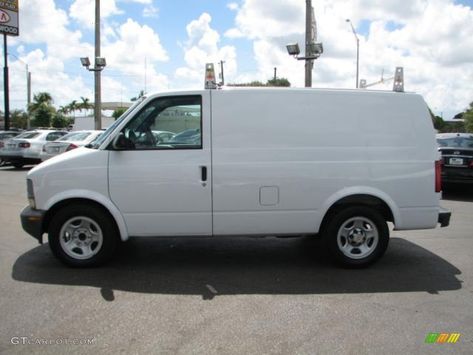 Summit White 2005 Chevrolet Astro Cargo Van Exterior Photo ... Chevy Astro Van Conversion, Chevy Express Camper Van, Van Exterior, Pizza Vans, Pizza Van, Gmc Savana Camper Van, Chevy Astro Van, Time Aesthetic, White Van