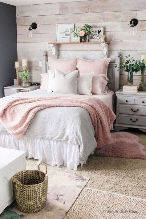 Pink Cottages, Dream Master, Farmhouse Style Bedrooms, Cute Bedroom Ideas, Traditional Bedroom Decor, Gorgeous Bedrooms, Traditional Bedroom, Teen Bedroom Decor, Girl Bedroom Decor