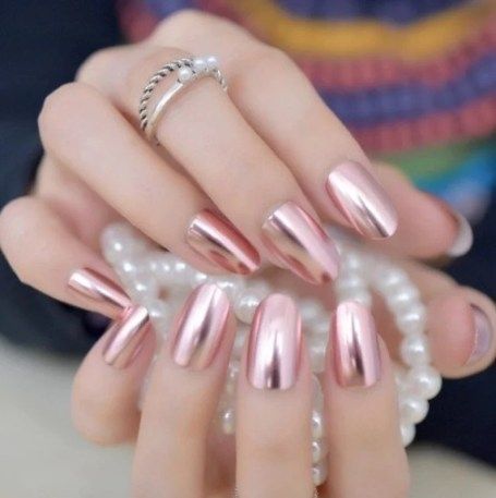 20 Chrome Nails To Try The Trend Pink Acrylic Nail Designs, Pink Chrome Nails, Chrome Nail Art, Light Pink Nails, Mirror Nails, Glamour Nails, Wedding Nails Design, Unique Acrylic Nails, Metallic Nails