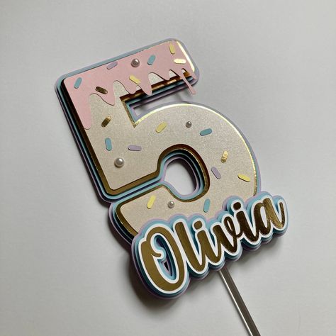 Sweet Treats Birthday Party, Two Sweet Cake Topper, Treats Birthday Party, Ice Cream Cake Topper, Cricut Cake Topper, Cupcakes Pastel, Donut Cake Topper, Treats Birthday, Diy Cake Topper Birthday