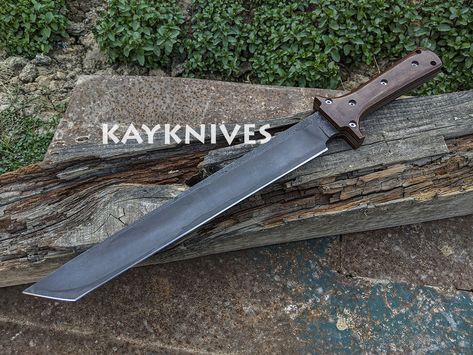 Random Products, Outdoor Survival Gear, Pretty Knives, Future Soldier, D2 Steel, Kitchen Cutlery, Cool Swords, Arm Armor, Knife Design