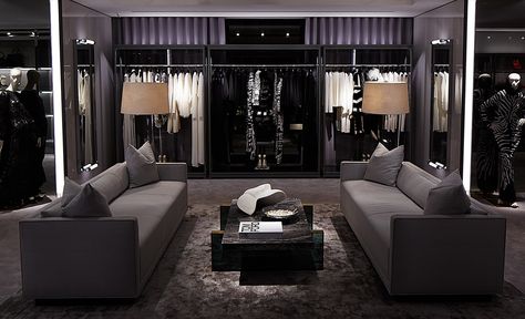 Tom Ford London Store Tom Ford Interior, Tom Ford Store, Glamour Interiors, Interior Design London, Retail Lighting, Interior Design School, London House, Boutique Interior, Retail Interior