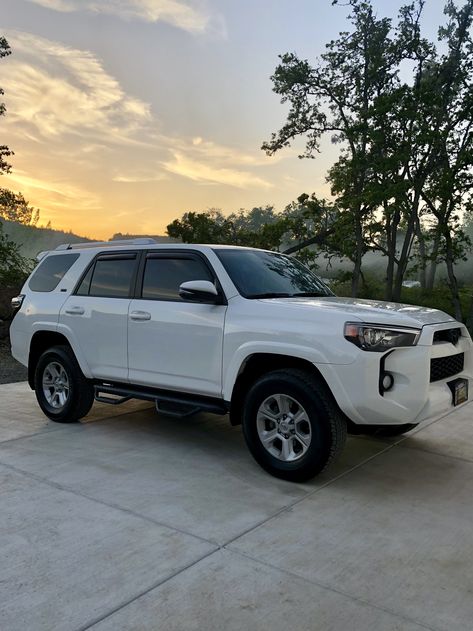 White 4 Runner, White 4runner, Ford Runner, Girl Hood, Toyota 4, 4 Runner, Car Stuff, Toyota 4runner, Future Car